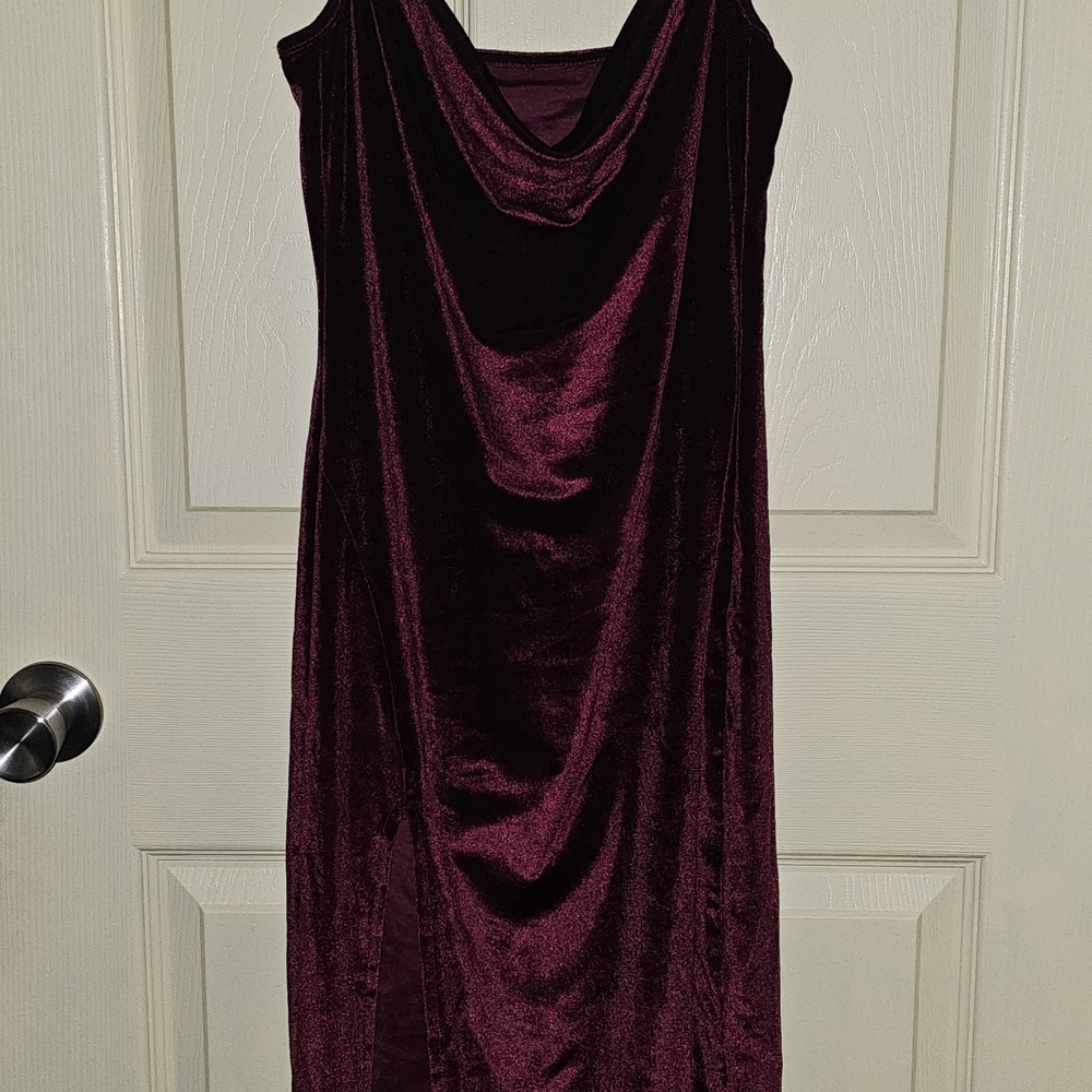 Elegant Burgundy Velvet Dress